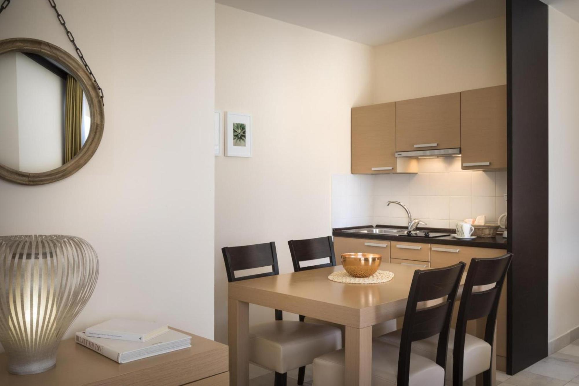 Apartment Aci Marina Cres Exterior photo